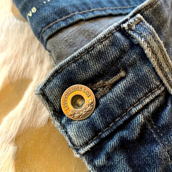 Levi's Denim - Levi’s Strauss & Co. modern rise skinny jeans